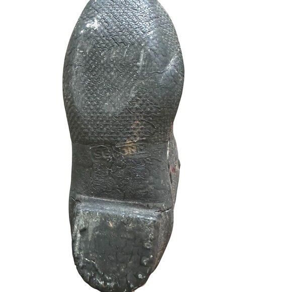 VTG LYKES ? Trade Mark Child Display Boot Black Red Crackle Decor 1962 Newspaper - Picture 6 of 13